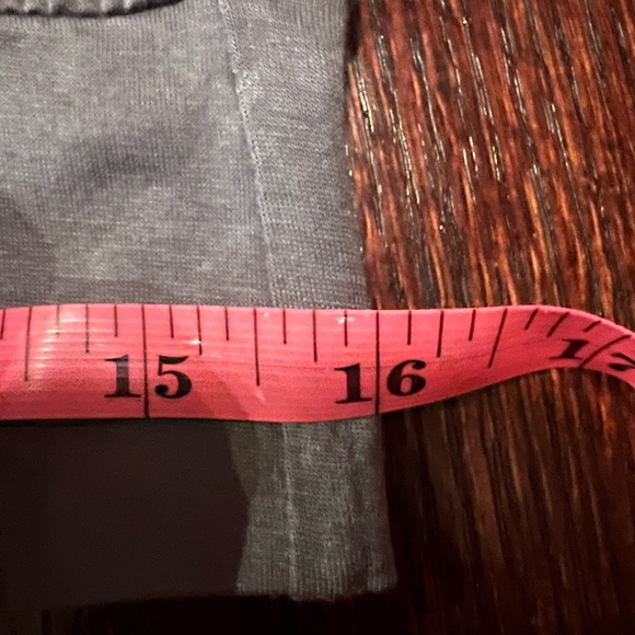 Forever 21 F21 NWT halter top with sequins gray XS - Picture 6 of 6